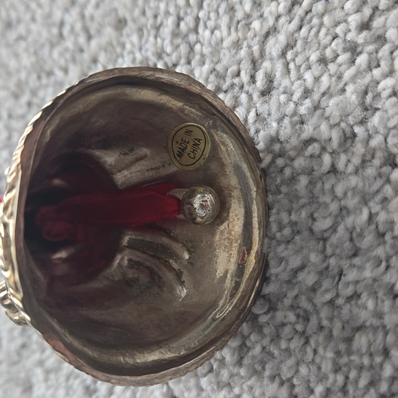 Vintage Santa Claus Bell Ornament - Picture 4 of 4